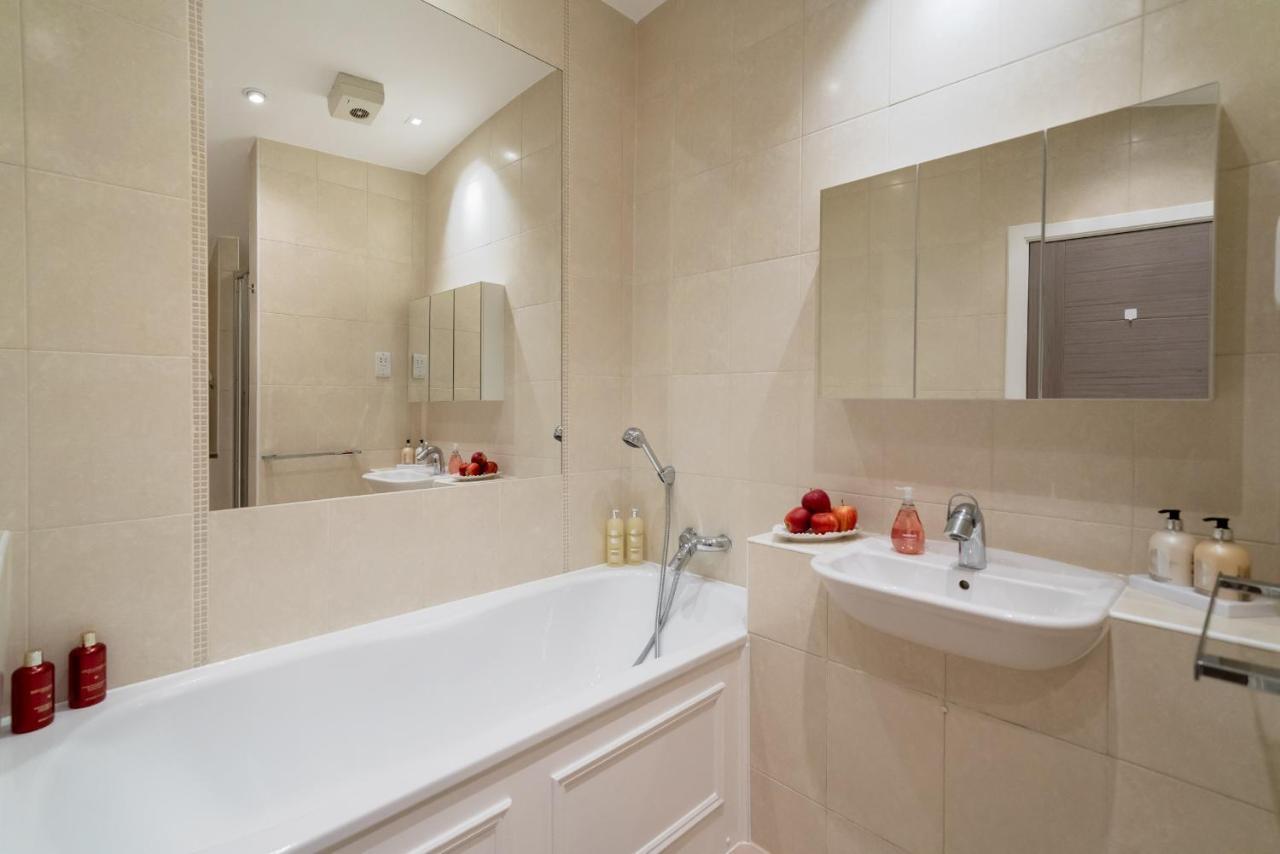 Huge & Central 3 Bedr, 4 Beds, 2,5 Bath Covent Gdn London Luaran gambar